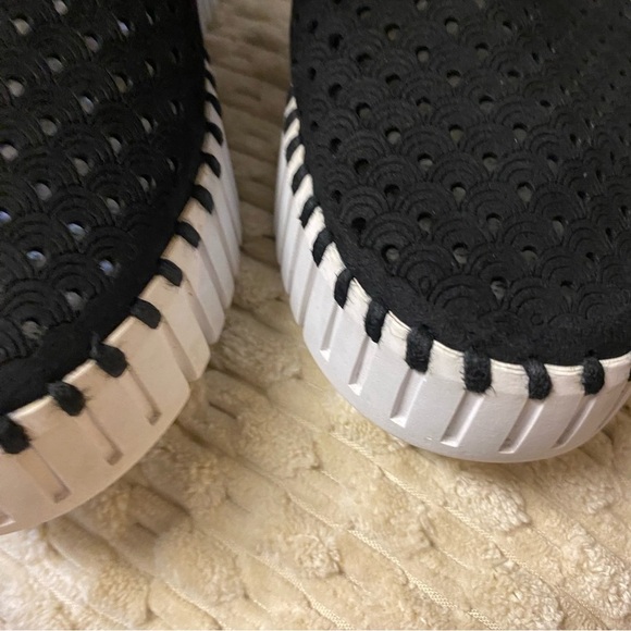 ILSE JACOBSEN Tulip 139 Perforated Slip-On Sneaker size 40 - Picture 5 of 12